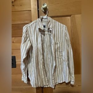 Universal Thread Relaxed Fit Button-Up Top